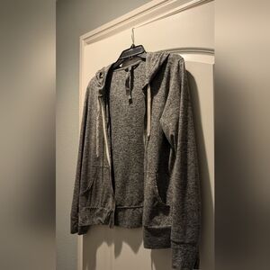 Vuori Halo Performance Hoodie